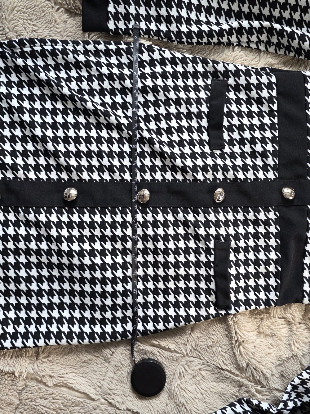 SHEIN Black & White Houndstooth Long Sleeve Button-Front Dress - Picture 4 of 10